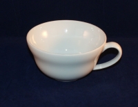Domaine white Tea Cup 5,5 x 10 cm as good as new