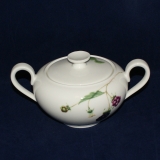 Wildberries Sugar Bowl with Lid as good as new