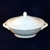 Amado Oval Serving Dish/Bowl with Lid and Handle as good as new
