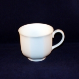 Astoria weiss Kaffeetasse 7 x 8 cm neuwertig