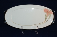 Iris Cake/Sandwich Plate 36 x 18 cm as good as new