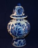 Delft Deckelvase 21 cm neuwertig